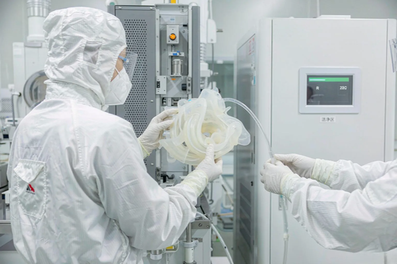 Cleanroom for medical and food-grade silicone production
